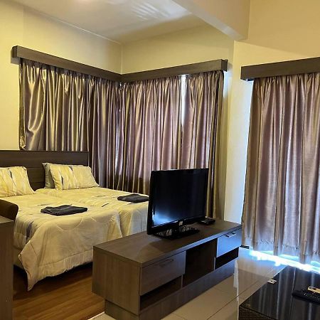 Homestay Melaka B Lagoon Studio Apartment Free Waterpark Tickets Kampong Bukit Beruang Esterno foto